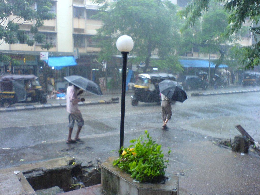 Mumbai, Thane, Raigad, and Ratnagiri are under a red alert due to severe rainfaLLS.